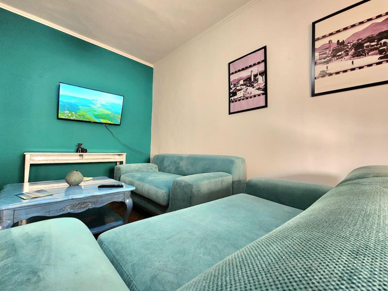 Turqoise Flat In City Center With 24H Self Check In Тирана Экстерьер фото